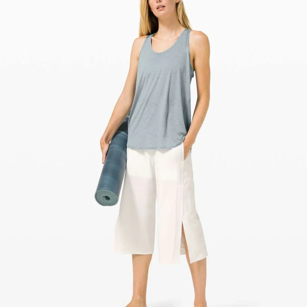 Lululemon Essential Tank *Pleated Blue Cast Size 10 - Picture 3 of 9